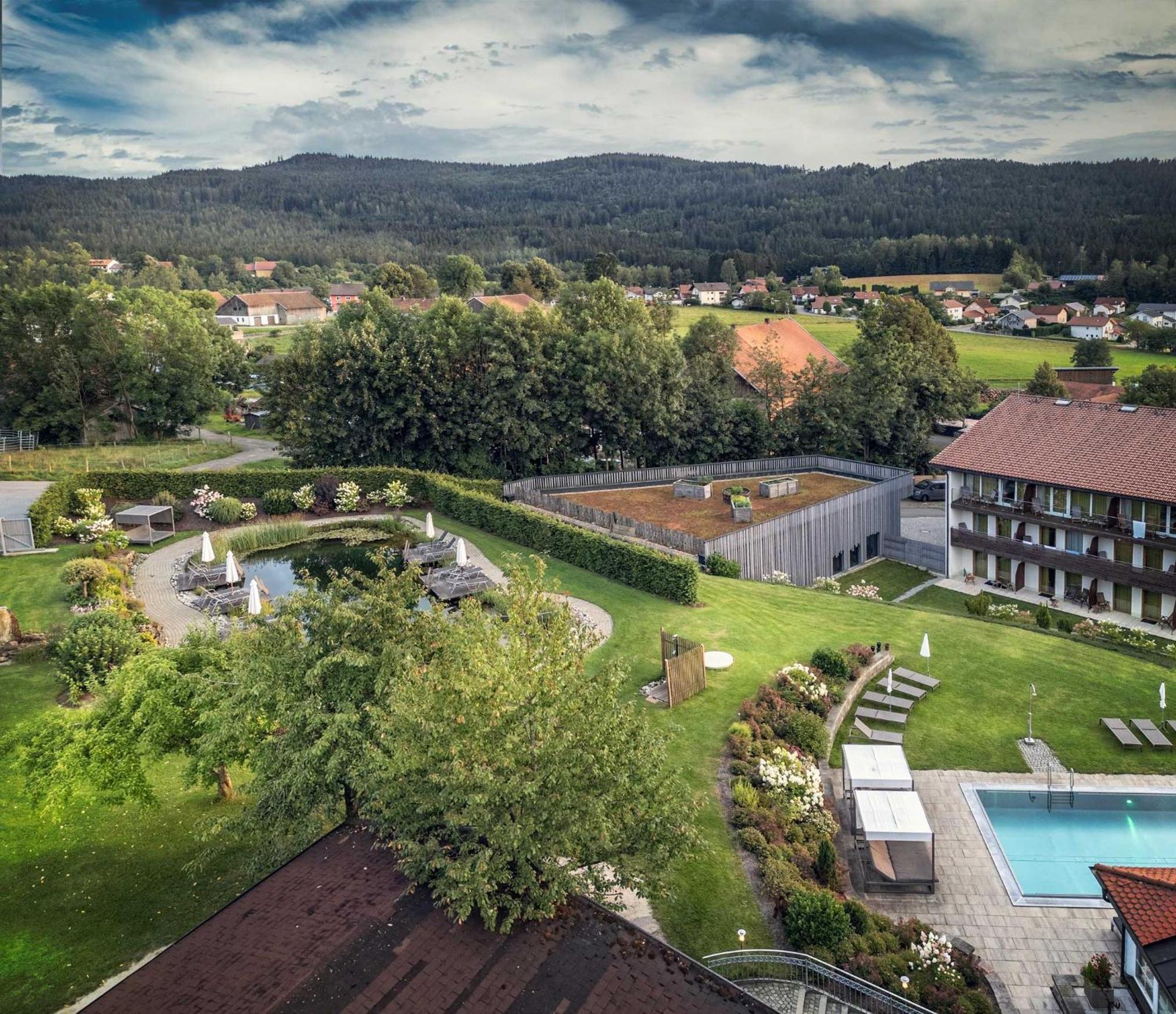 Hotel Lindenwirt Drachselsried Exterior foto